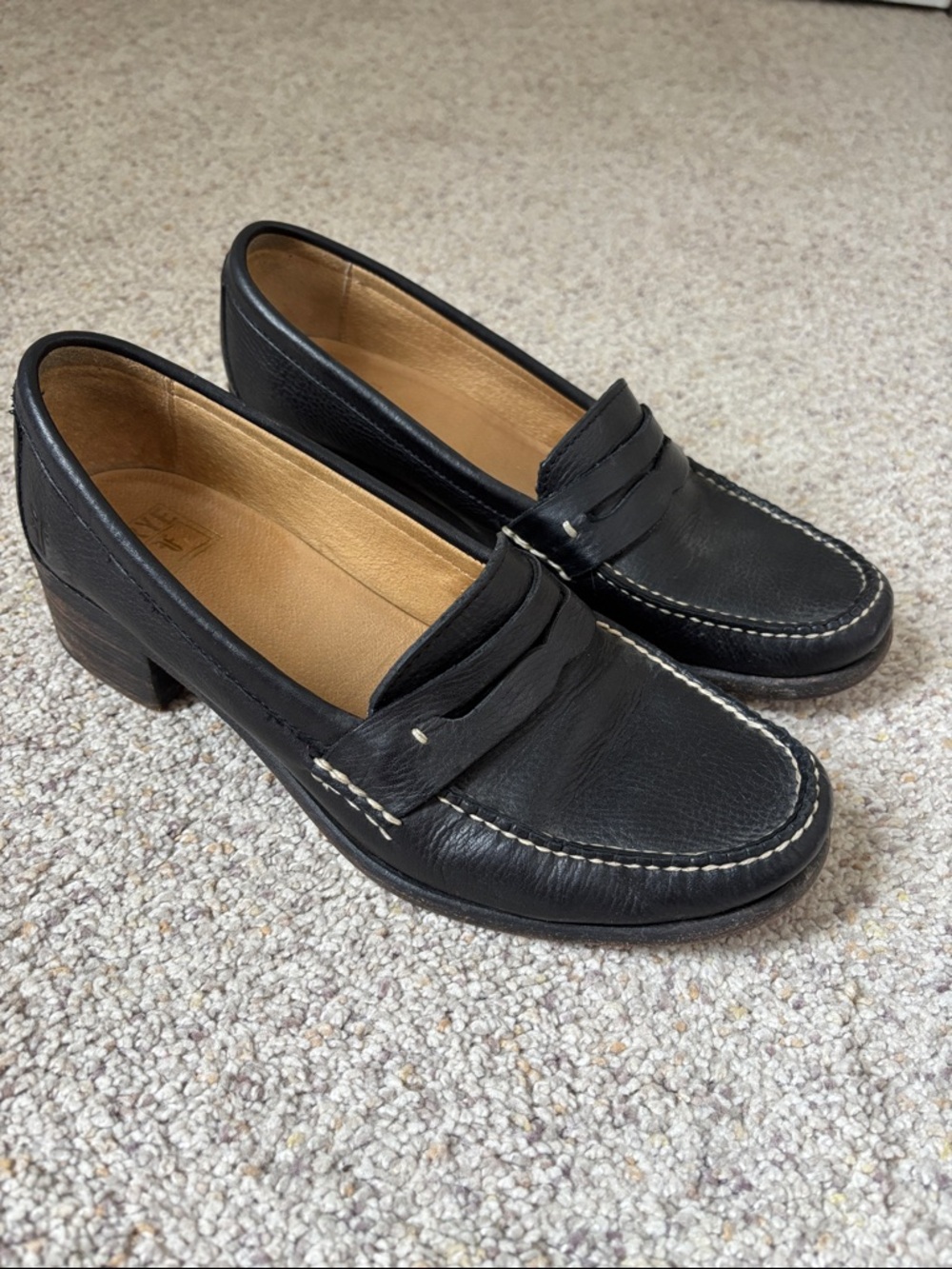 Frye Women’s 2” Black Loafers